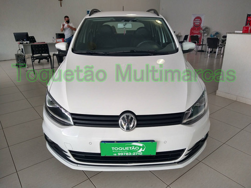 Imagem 2 de 12 de Volkswagen Spacefox 1.6 Msi Comfortline 8v Flex 4p Manual