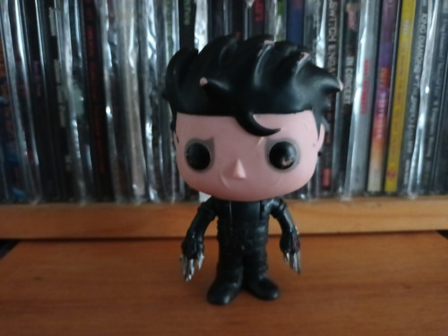 Funko Pop 17 Edward Scissorhands, Vintaje Loose. (Usado)