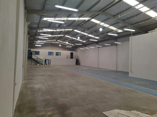 Bodega/nave En Renta En Colonia La Fe, San Nicolás De Los Garza, Nuevo León