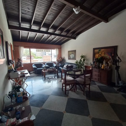 Apartamento En Venta En Medellín - Laureles Cod 66215