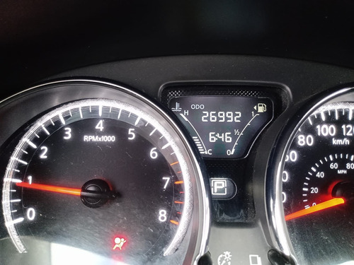 Imagen 14 de 15 de Nissan Versa 2019 1.6 Exclusive Navi At
