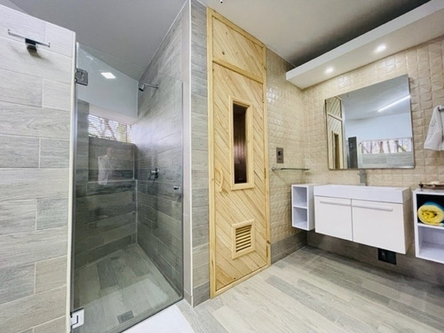 Cerro Verde/exclusiva Casa En Alquiler/solo Clientes Aaa