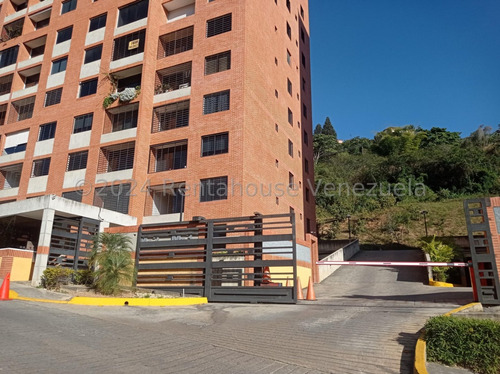 Apartamento En Alquiler - Colinas De La Tahona - Andreina Castro - Mls #24-22690