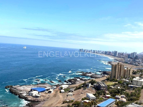 Depto Con Vista Panoramica Al Mar / Costanera Huayquique