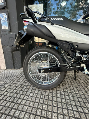 Honda Xr 150l Año 2023 1800 Km ¡oportunidad Unica! En Cycles