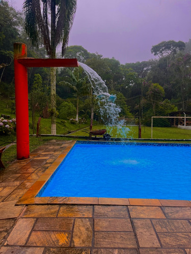 Chácara Piscina, Cachoeira, Salão De Jogos, Churrasqueira