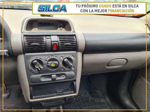 Chevrolet Corsa Super 1.4 2010 Gris Oscuro 4 Puertas
