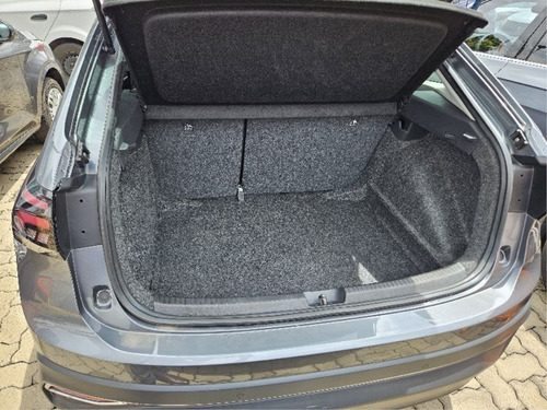 Volkswagen Nivus 1.0 200 TSI TOTAL FLEX COMFORTLINE AUTOMÁTICO