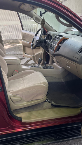 Toyota Fortuner 2011 4x4