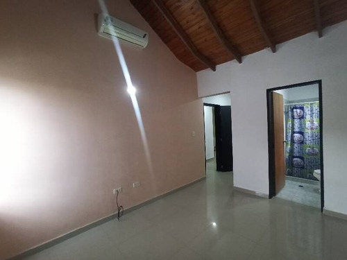 Imagen 5 de 11 de Hilmar Rios C14137 Vende Townhouse En La Cumaca San Diego Tlf-0414-432-69-46 @hilmaririos.remax.al