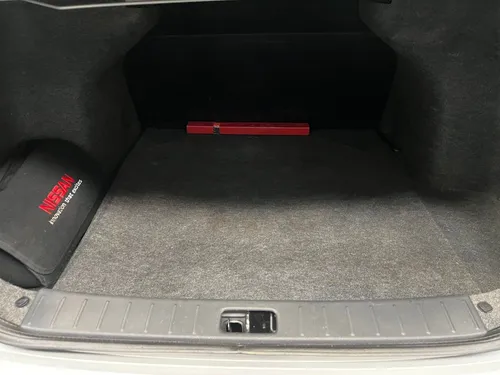 Nissan Versa DRIVE 1.6 AUT
