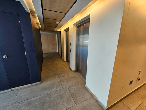 Amplia Oficina Nueva Planta Libre 1 Baño (97876)