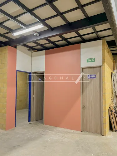 Bodega Industrial En Venta En Atahualpa