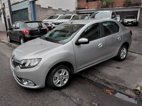 Imagen 12 de 20 de Renault Logan 2016 1.6 Privilége Plus 105cv