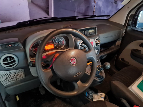 Fiat Doblo 2013 1.8 16v Essence Flex 5p
