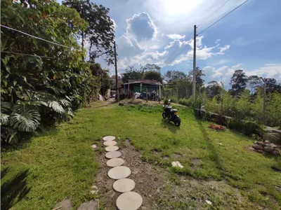 Lote y casalote en venta