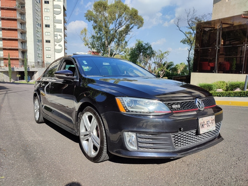 Imagen 4 de 14 de Volkswagen Jetta 2015 2.0 Gli At