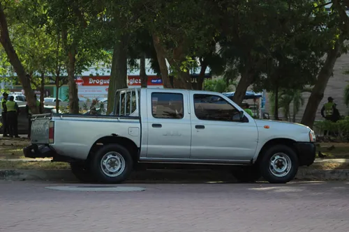 Nissan Frontier 2.4l 4x2