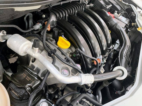Imagem 11 de 14 de Renault Captur 2.0 16v Hi-flex Intense Automático