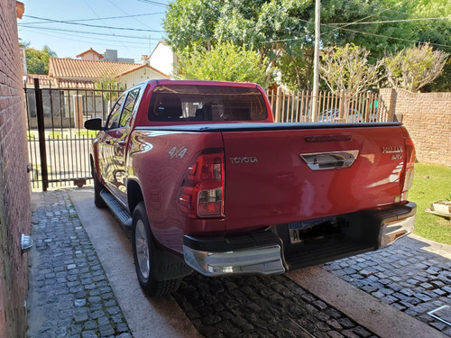 Toyota Hilux 2.8 Cd Srv 177cv 4x4 At 2019