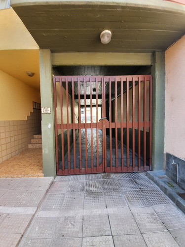 Imagen 3 de 11 de Alquiler Departamento 1 Ambiente A La Calle Con Cochera