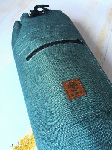 Imagen 3 de 3 de Bolso Porta Mat Yoga Liso Verde Melange Impermeable.