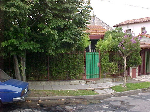 En Venta En Ciudad Jardin, Chalet Sobre Lote De 10 X 20 En Una Sola Planta - F: 726