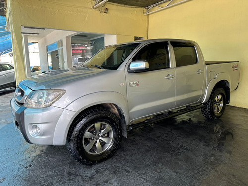 Toyota Hilux 3.0 SR 4X4 CD 16V TURBO INTERCOOLER DIESEL 4P MANUAL