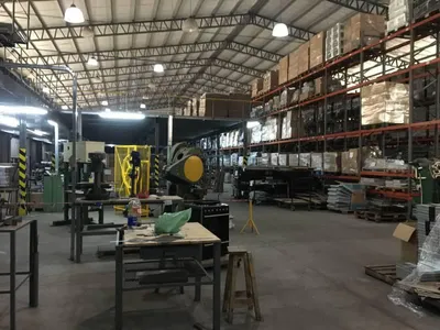 Depósito y galpón en venta