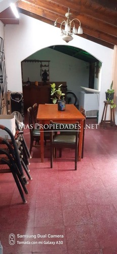 Casa En Venta Con 3 Dormitorios En Monte Grande