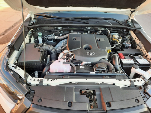 Toyota Hilux 2.8 Cd Sr 177cv 4x4