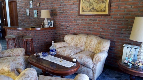 Excelente Chalet 4 Ambientes En Planta Baja