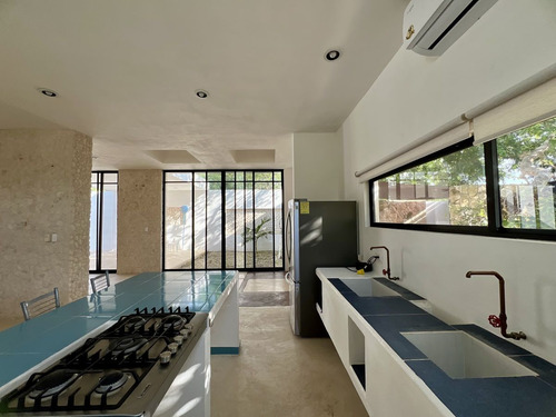 Casa En Venta En Quintas Baspul De 1 Planta Y 2 Recámaras | A 20 Min De Mérida