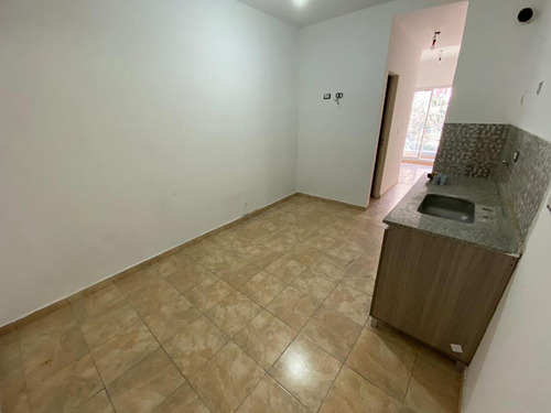 Departamento De Dos Ambientes En Venta En Avellaneda