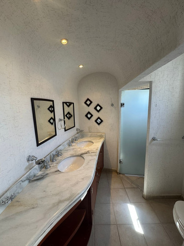 Casa En Venta, Prado Largo, 3 Recámaras.