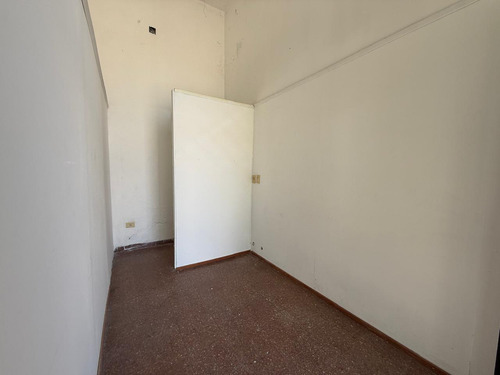 Riobamba Al 1800 Alquiler Local Barrio Abasto En Rosario