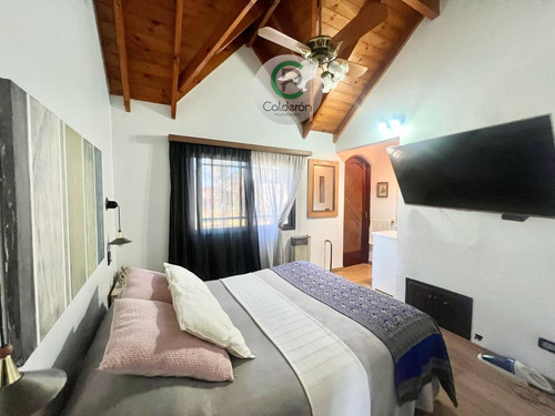 Casa En Venta Country Club Banco Provincia( Fondo Arroyo)