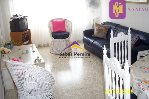 Apartamento De 1 Dormitorio Y Medio Ubicado En La Península De Punta Del Este. 