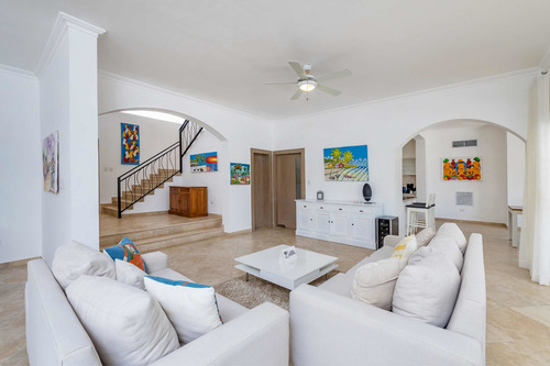 Imagen 17 de 18 de Venta De Villa De Lujo En Cocotal Punta Cana Con Piscina