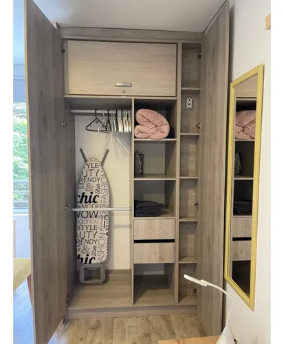 Venta Apartamento En Laureles, 34 Mts, En Edificio, Airbnb