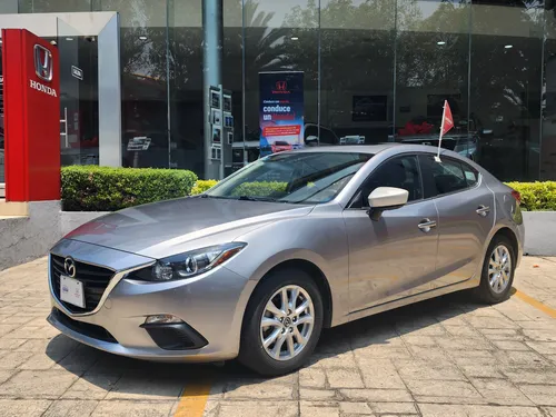 Mazda Mazda 3 2.0 I Touring Sedan Mt