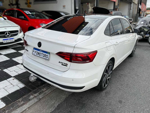 Imagem 6 de 10 de Volkswagen Virtus 2019 1.0 Comfortline 200 Tsi Aut. 4p