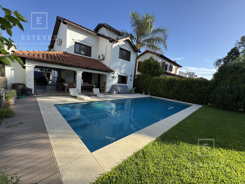 Apto Credito - Casa En Venta Barrio Cerrado, Escobar