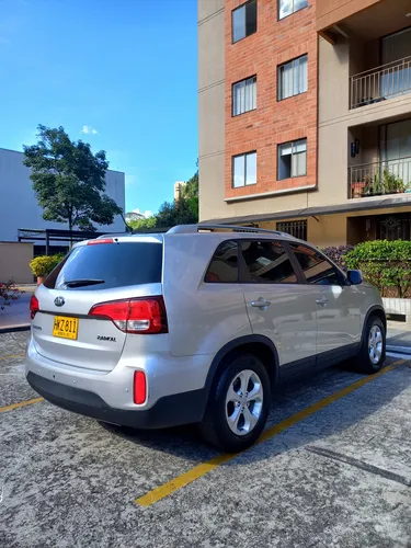 Kia Sorento 2.4 Radical 4x2