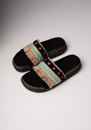 Sandalias Gomones Zuecos Negros Con Bordado Y Base De Yute