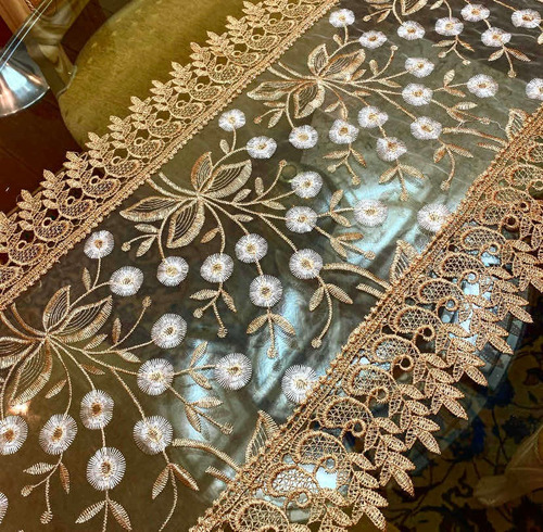 Caminho De Mesa Bordado Guipir 40 X 83cm Trilho Renda Croche