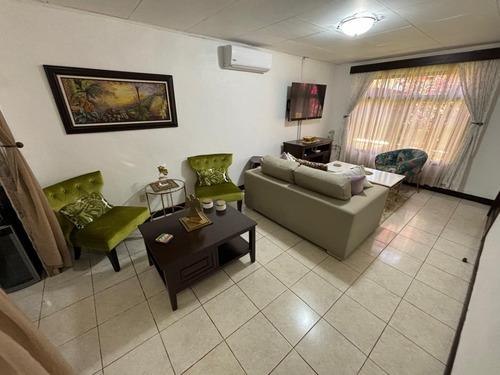 Se Vende Casa Lista Para Habitar En Puriscal
