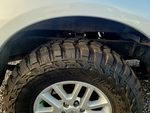 Nissan Frontier 4.0 Pro-4x V6 4x2 Mt