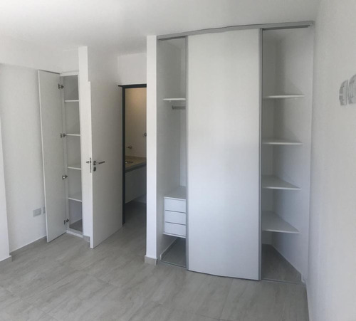 Imagen 13 de 23 de Vendo Departamento- B° Gral Paz 1 Dormitorio