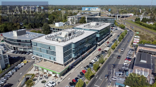 Oficina En Venta, Officia Pilar - Edificio Work